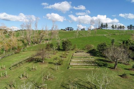 Photo of property in 917 Port Albert Road, Wellsford, 0973