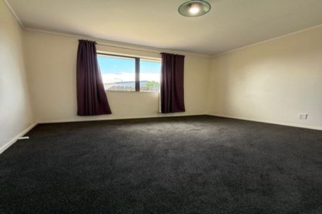 Photo of property in 2/6 Trimdon Street, Randwick Park, Auckland, 2105