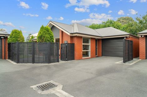 Photo of property in 4/17 Hansons Lane, Upper Riccarton, Christchurch, 8041