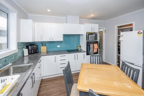 Photo of property in 21 Carrington Avenue, Hillcrest, Hamilton, 3216