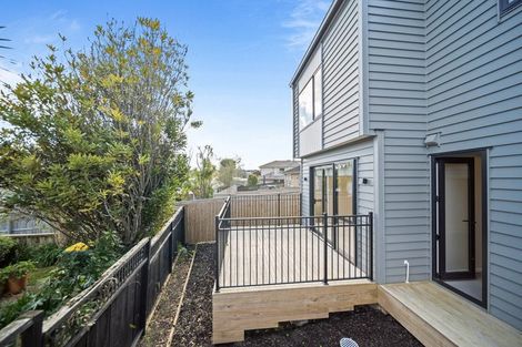 Photo of property in 44d Blakeborough Drive, Forrest Hill, Auckland, 0620