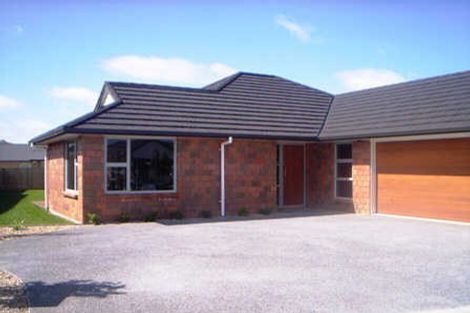 Photo of property in 40 Somerton Drive, Huntington, Hamilton, 3210