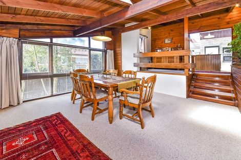 Photo of property in 2 Rippleside Place, Pahurehure, Papakura, 2113