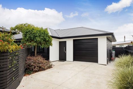 Photo of property in 24b Roberts Line, Kelvin Grove, Palmerston North, 4414