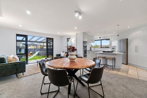 Photo of property in 1 Parkwood Place, Huntington, Hamilton, 3210