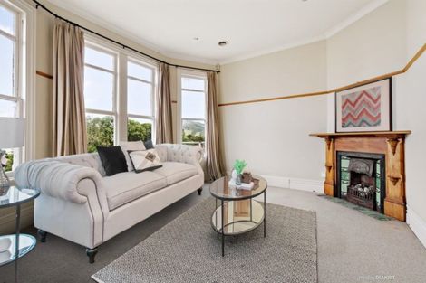 Photo of property in 68 Northland Road, Northland, Wellington, 6012