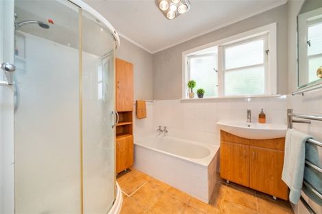 Photo of property in 12 Bristol Street, Trentham, Upper Hutt, 5018