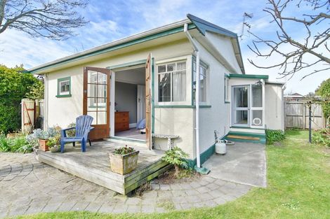 Photo of property in 1/181 Wairakei Road, Bryndwr, Christchurch, 8053