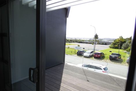 Photo of property in 26 Memorial Park Lane, Hobsonville, Auckland, 0618