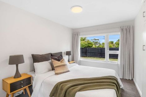 Photo of property in 94 Avondale Road, Avondale, Christchurch, 8061