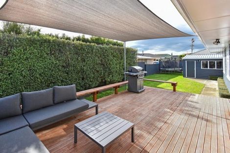 Photo of property in 2/16 View Road, Papakura, 2110