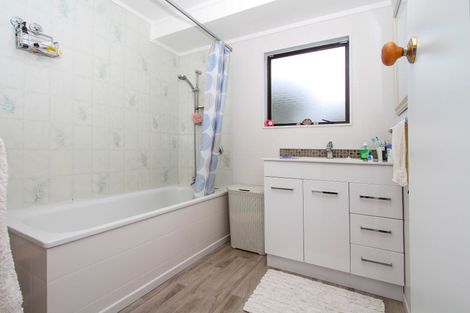 Photo of property in 20 Waipipi Wharf Road, Pollok, Waiuku, 2683