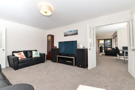 Photo of property in 4 Mangakoea Place, St Andrews, Hamilton, 3200