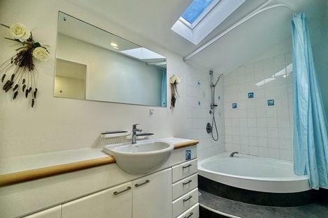 Photo of property in 1/12 Masefield Street, Cockle Bay, Auckland, 2014