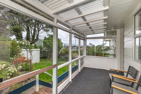 Photo of property in 27 Lancaster Street, Levin, 5510