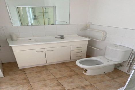 Photo of property in 1/433a East Coast Road, Mairangi Bay, Auckland, 0630