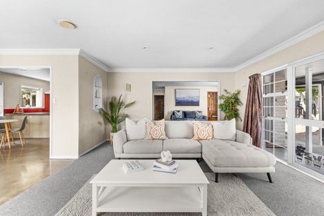 Photo of property in 37 Ngarimu Crescent, Taradale, Napier, 4112