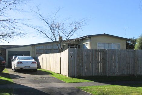 Photo of property in 6 Dover Road, St Andrews, Hamilton, 3200