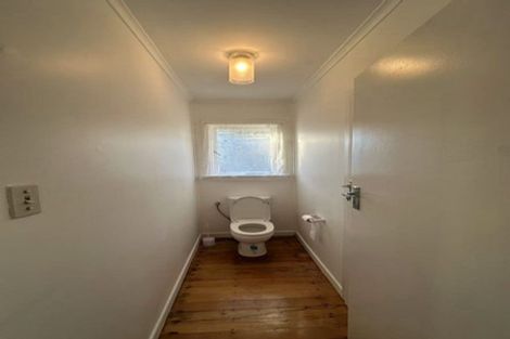 Photo of property in 129 Riverpark Crescent, Henderson, Auckland, 0610