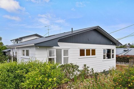 Photo of property in 21 Church Street, Northcote Point, Auckland, 0627