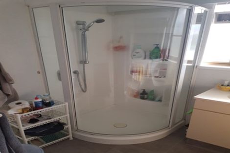 Photo of property in 2/175 Birkenhead Avenue, Birkenhead, Auckland, 0626