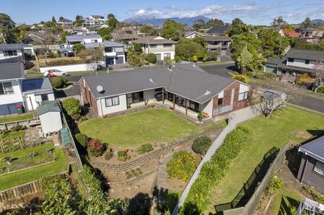Photo of property in 20 Fairfax Terrace, Frankleigh Park, New Plymouth, 4310