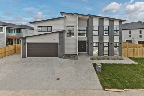 Photo of property in 18 Spyglass Street, Red Beach, 0932