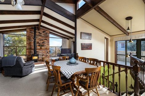 Photo of property in 20a John Guthrie Place, Merrilands, New Plymouth, 4312