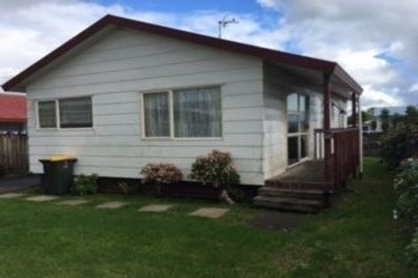 Photo of property in 29 Barneys Farm Road, Clendon Park, Auckland, 2103