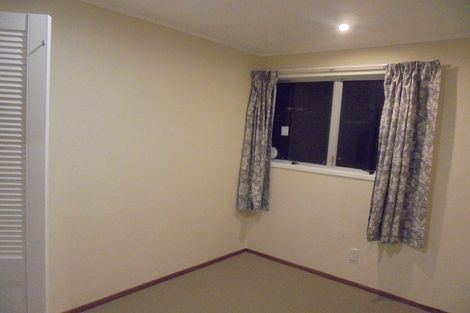 Photo of property in 12 Erica Road, Sunnynook, Auckland, 0620