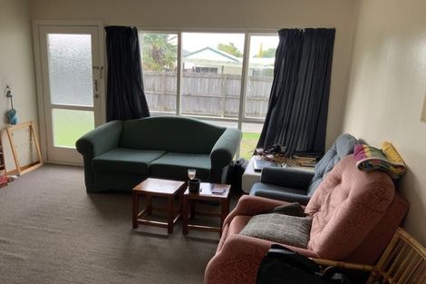 Photo of property in 108 Middlepark Road, Sockburn, Christchurch, 8042