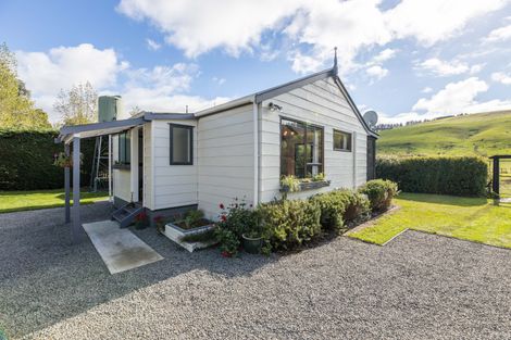 Photo of property in 204 Whitecliffs Road, Whitecliffs, Coalgate, 7673