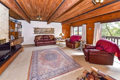 Photo of property in 2 Rippleside Place, Pahurehure, Papakura, 2113