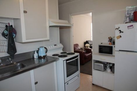 Photo of property in 40a Belt Road, Moturoa, New Plymouth, 4310