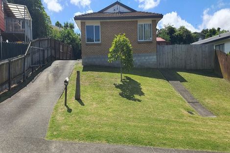 Photo of property in 11 Kearney Place, Massey, Auckland, 0614