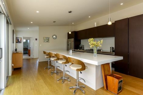 Photo of property in 5 Gleneagles Way, Waiwhakaiho, New Plymouth, 4312