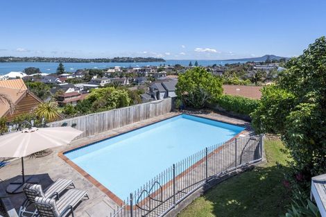 Photo of property in 31 Waller Avenue, Bucklands Beach, Auckland, 2012