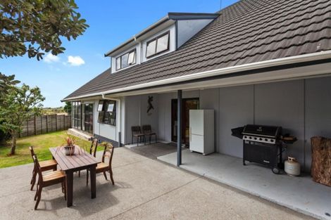Photo of property in 4 Pioneer Place, Matata, Whakatane, 3194