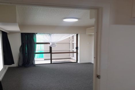 Photo of property in 17 Third Avenue, Avenues, Whangarei, 0110