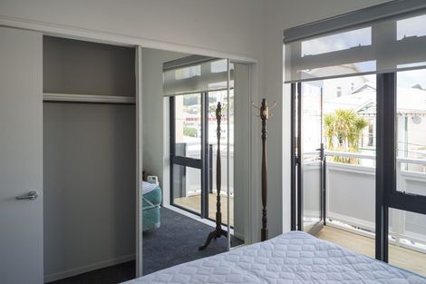 Photo of property in Pirie Street Townhouses, 9/35 Pirie Street, Mount Victoria, Wellington, 6011