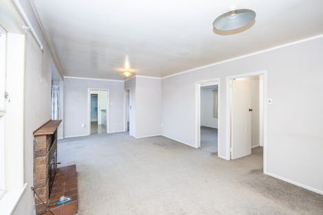 Photo of property in 2070 Kakaramea Road, Ngahinapouri, Hamilton, 3290