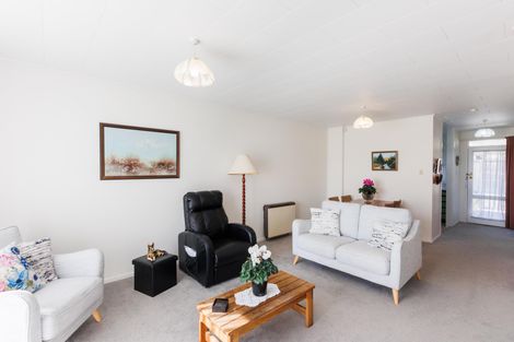 Photo of property in 8/160 Ruahine Street, Roslyn, Palmerston North, 4414