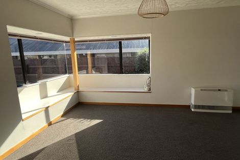 Photo of property in 9a Phoenix Avenue, Hokowhitu, Palmerston North, 4410