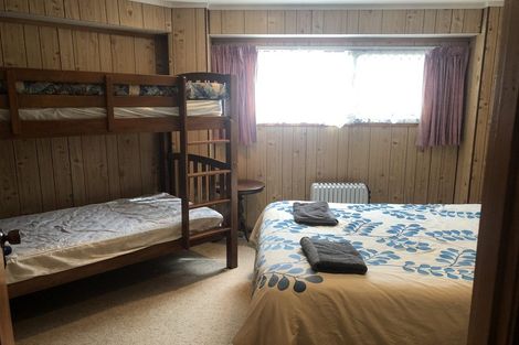 Photo of property in 5 Norfolk Avenue, Whangarei Heads, Whangarei, 0174