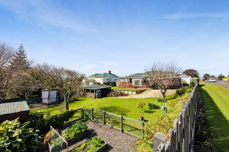 Photo of property in 30 Leicester Street, Patea, 4520