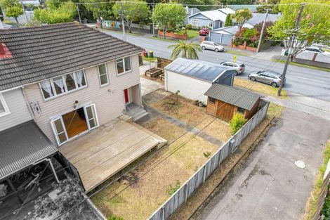 Photo of property in 104 Whites Line East, Waiwhetu, Lower Hutt, 5010