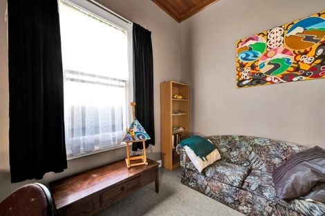 Photo of property in 30 Collins Street, Hawera, 4610