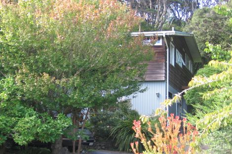 Photo of property in 75 Woodfern Crescent, Titirangi, Auckland, 0604