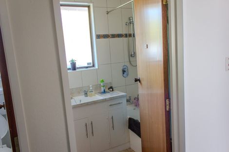 Photo of property in 1301 Caroline Road, Mayfair, Hastings, 4122