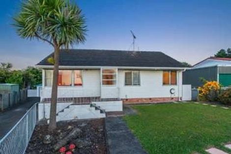 Photo of property in 8 Wyman Place, Pakuranga Heights, Auckland, 2010